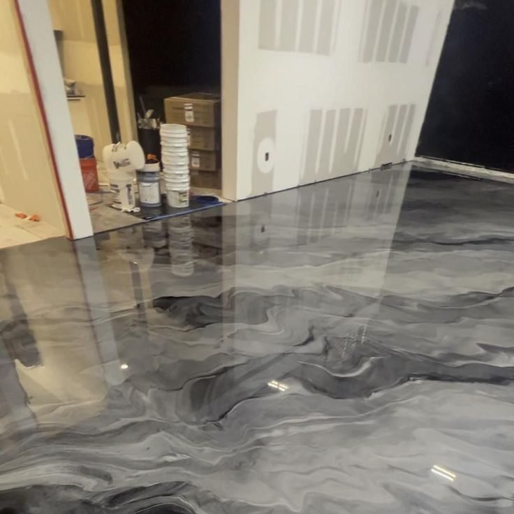 En este momento estás viendo Resina Epoxi en Miami: Tendencias que Van del Brillo Residencial a la Resistencia Industrial